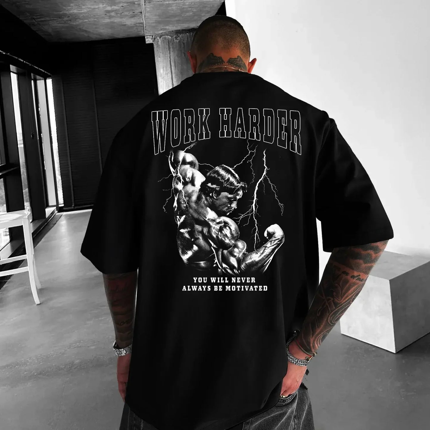 Koszulka Unisex Oversized Work Harder Arnold