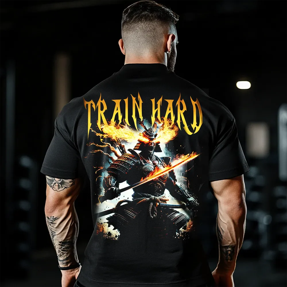 Koszulka Unisex Oversized Train Hard Samurai